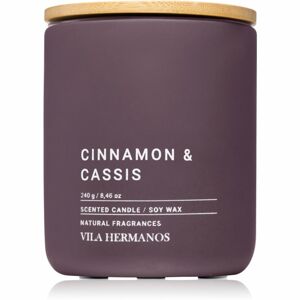 Vila Hermanos Concrete Cinnamon & Cassis vonná sviečka 240 g