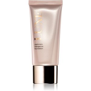 Avon Luxe Makeup ľahký make-up s rozjasňujúcim účinkom pre matný vzhľad odtieň Porcelain 30 ml