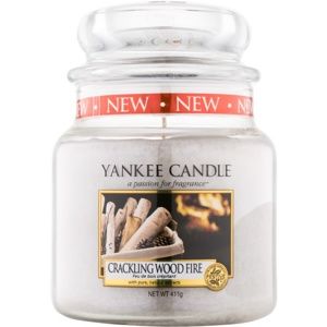 Yankee Candle Crackling Wood Fire vonná sviečka Classic stredná 410 g
