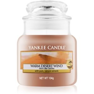 Yankee Candle Warm Desert Wind vonná sviečka Classic malá 104 g