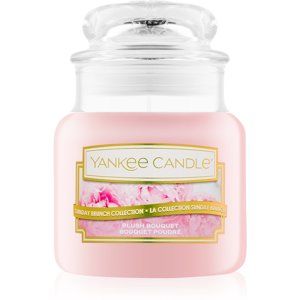 Yankee Candle Blush Bouquet vonná sviečka Classic malá 104 g