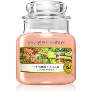 Yankee Candle Tranquil Garden vonná sviečka 104 g