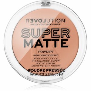 Revolution Relove Super Matte zmatňujúci púder odtieň Warm Beige 6 g
