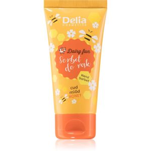 Delia Cosmetics Dairy Fun ošetrujúci krém na ruky Honey 50 ml