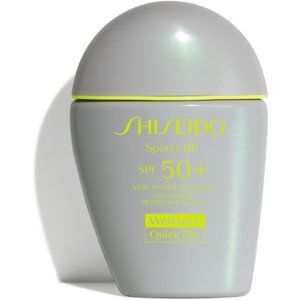 Shiseido Sun Care Sports BB BB krém SPF 50+ odtieň Dark 30 ml