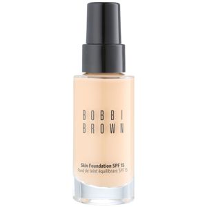 Bobbi Brown Skin Foundation SPF 15 hydratačný make-up SPF 15 odtieň 3 Beige 30 ml