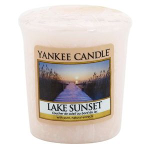 Yankee Candle Lake Sunset votívna sviečka 49 g