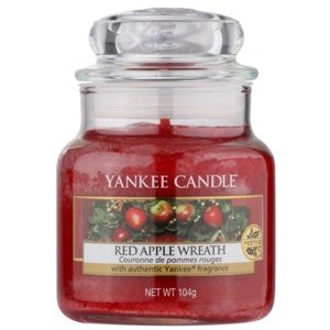 Yankee Candle Red Apple Wreath vonná sviečka 104 g